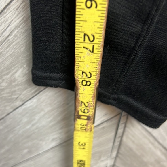 ASSETS by SPANX Women's High-Waist Seamless Leggings - Black Large - Picture 6 of 12